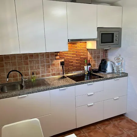 El Camison Apartment *