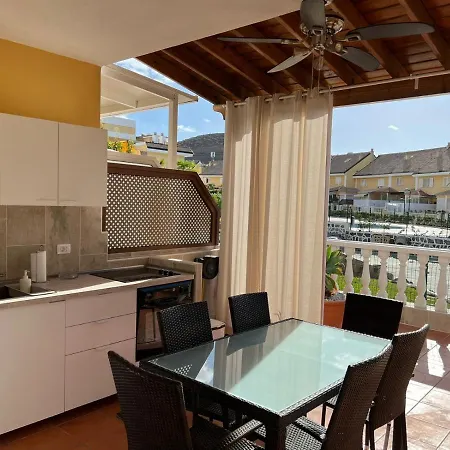 El Camison Apartment *